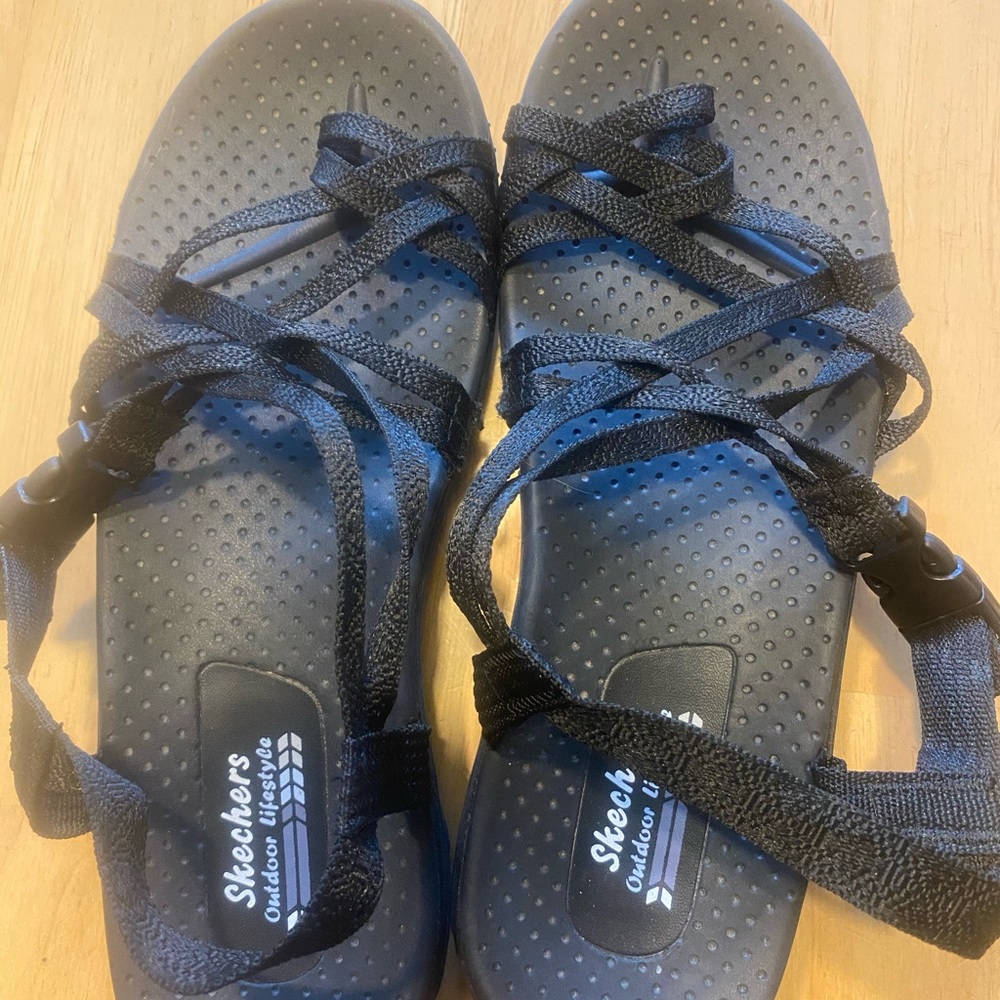 Sketchers outdoor hiking black travel sandals 8